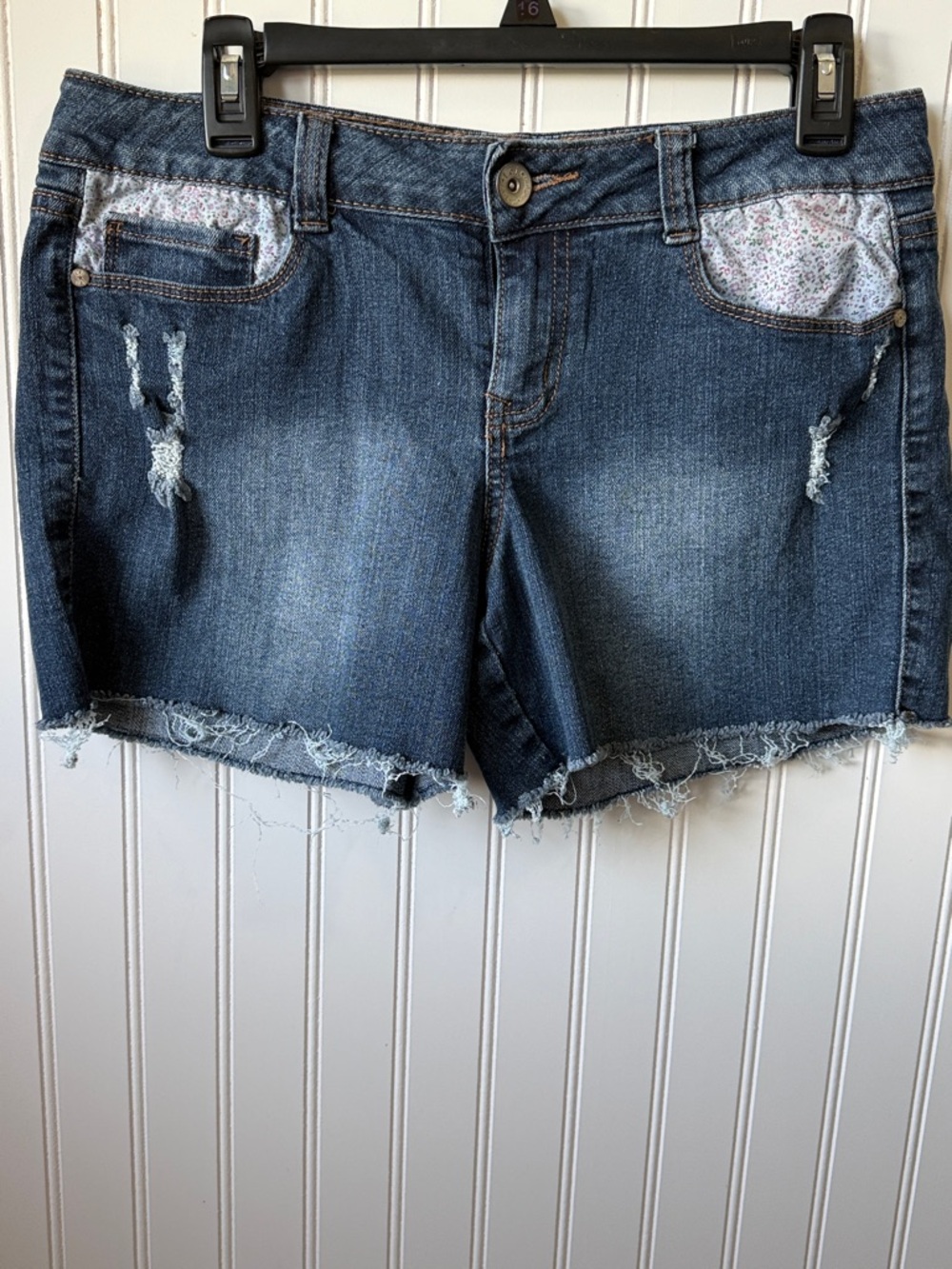 lei Dark Blue Distressed Denim Cutoff Shorts with Floral Pocket Trim